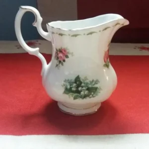 BRICO LATTE ROYAL ALBERT