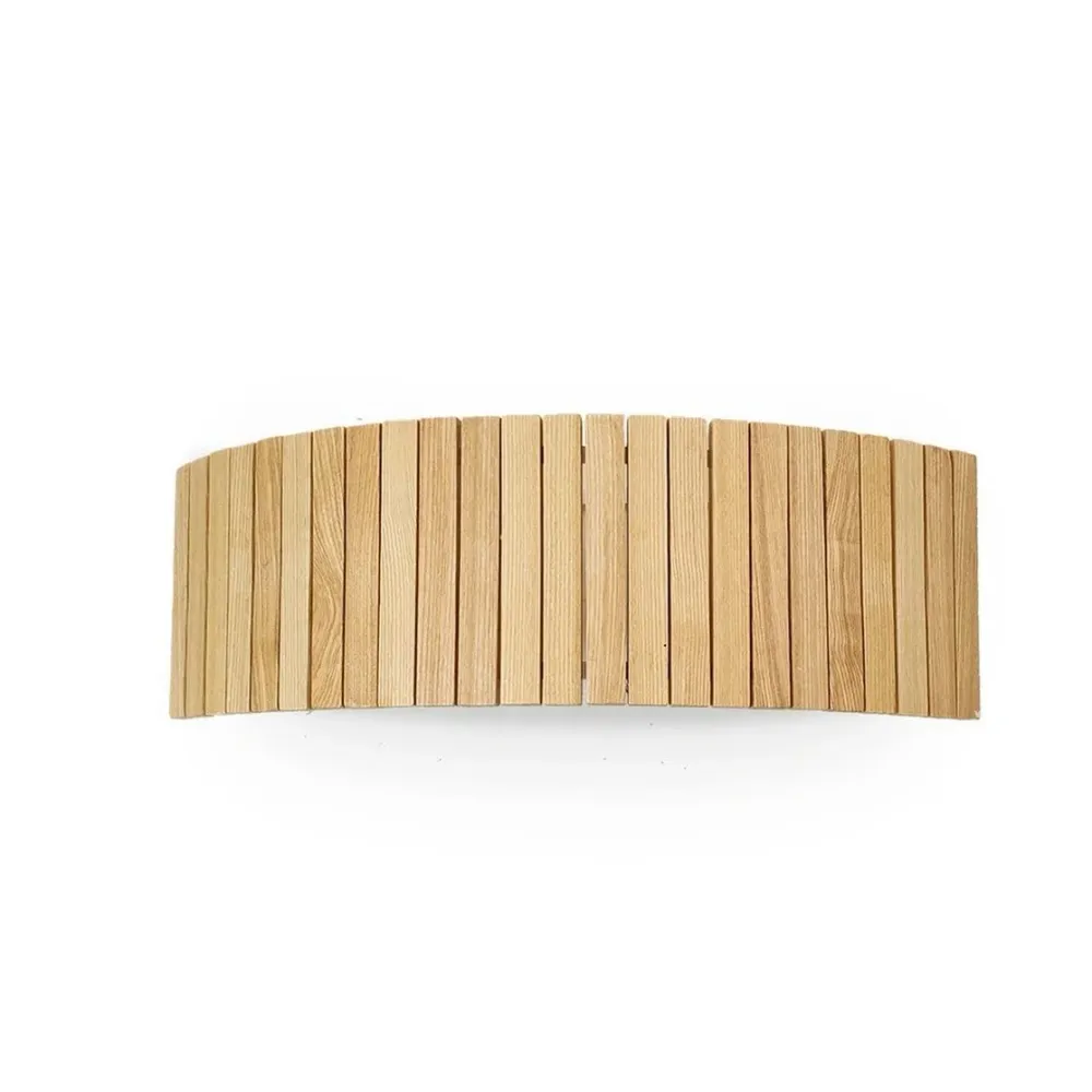 Ineslam YUCA Wandleuchte aus Holz, E27